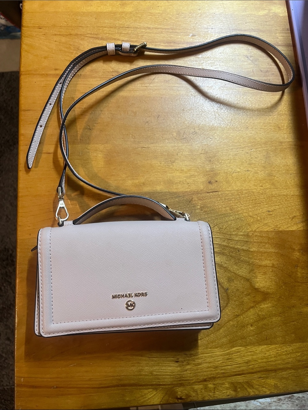 Michael Kors Jet Set Charm Crossbody